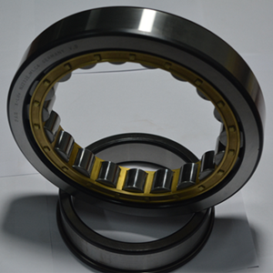 Self-aligning roller bearing 23068 Material bearing steel