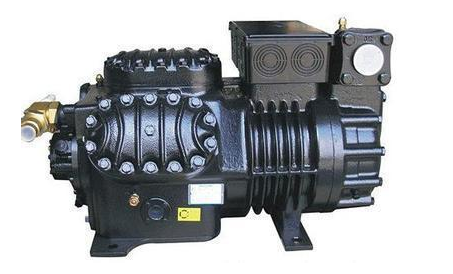 The compressor adopts double row angular contact ball bearings