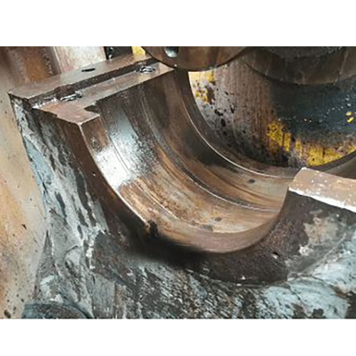 On-site disassembly - free maintenance method for vertical mill bearing housing