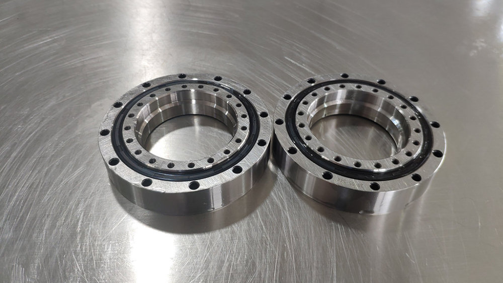 Reasons and treatment methods for oil leakage of reducer bearing end cover