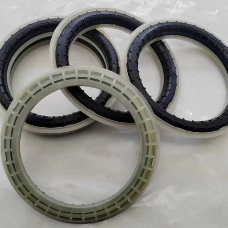 What are the characteristics of bearing seals and which materials are most commonly used?